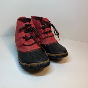 Sorel Out N About Boots, red, waterproof, Duck Ankle Boots, size 6.5